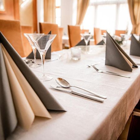 Hotel Iberia أوبافا المظهر الخارجي الصورة
